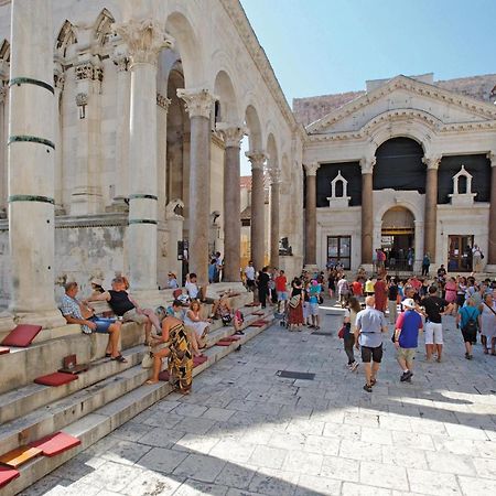 Lovely Home In Split With Jacuzzi Dış mekan fotoğraf