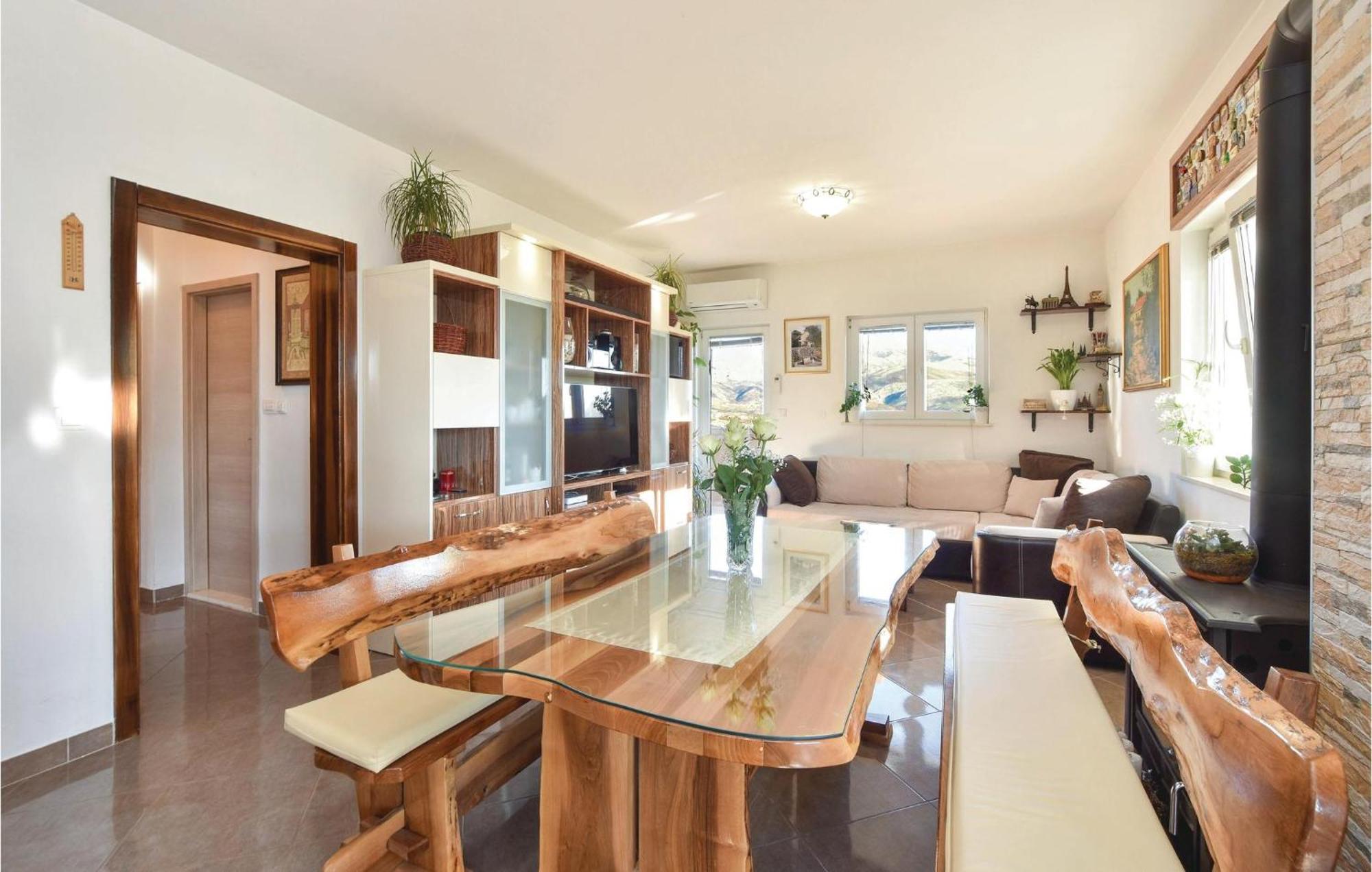 Lovely Home In Split With Jacuzzi Dış mekan fotoğraf